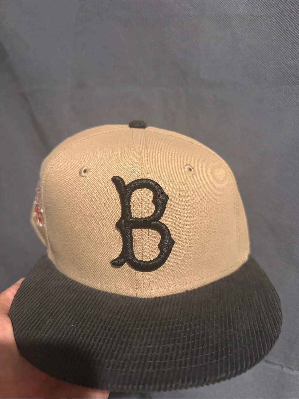 Brooklyn dodgers Logo Two-Tone Corduroy Brim Cap - Tan & Black Jackie Robinson